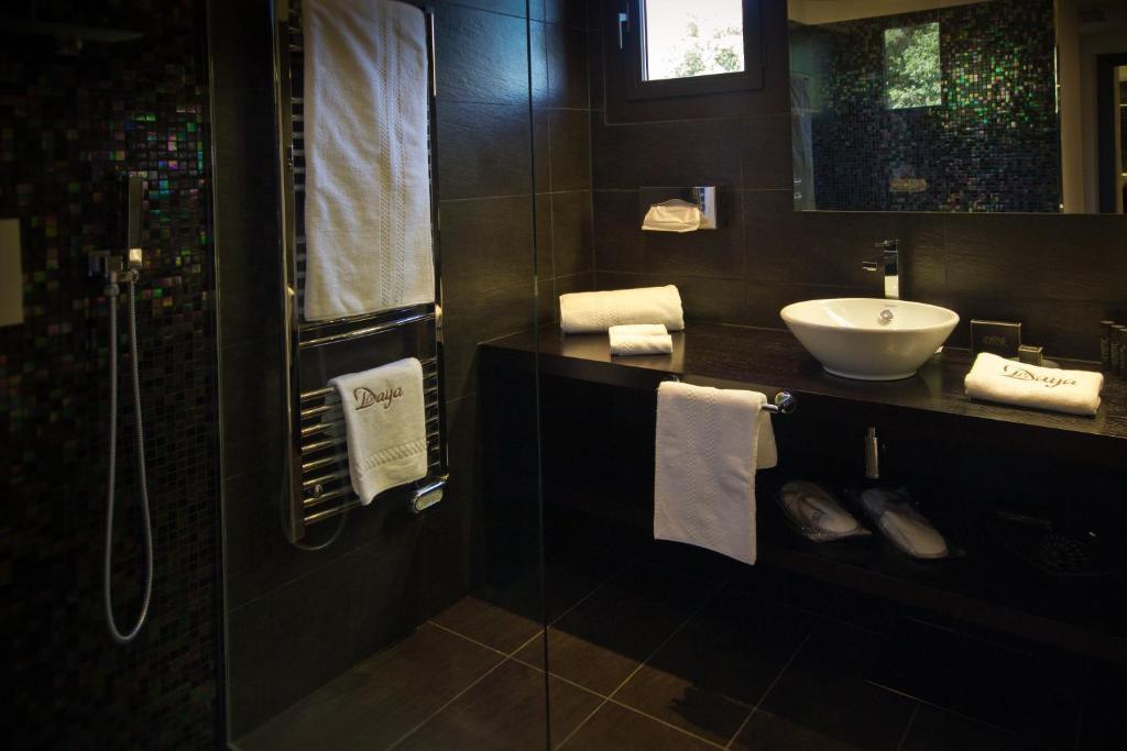 Le Daya Hotel & Spa - Boutique Hotel Roquebrune-sur-Argens Quarto foto
